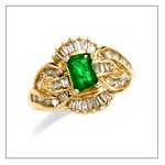 Emeraude forme navette conditionnement